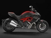 Alle originele en vervangende onderdelen voor uw Ducati Diavel White Stripe Thailand 1200 2014.
